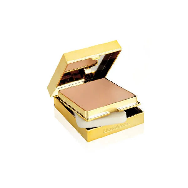 Maquillaje en crema con esponja Flawless Finish de Elizabeth Arden, color beige suave