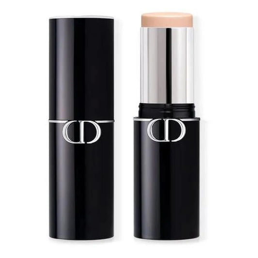 Barra iluminadora Dior Forever Skin de 2 cr